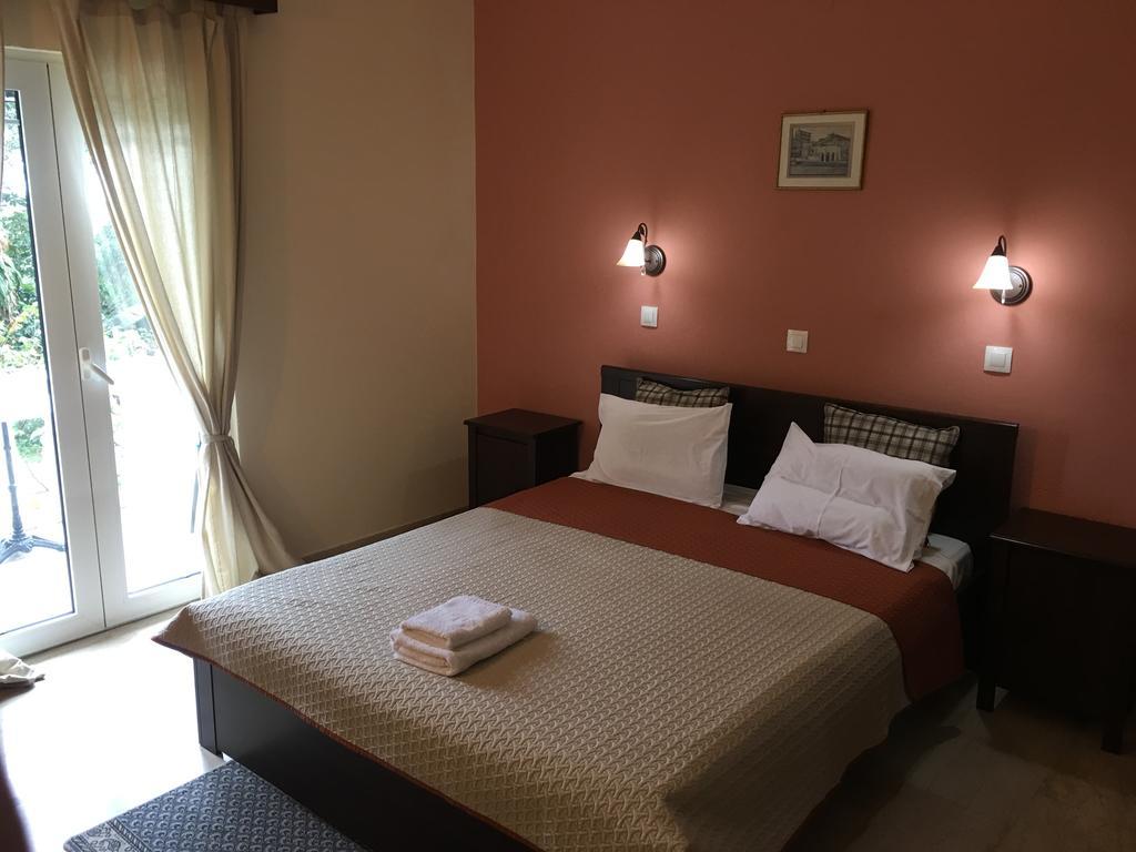 Pension Skala Agios Matthaios  Exterior photo