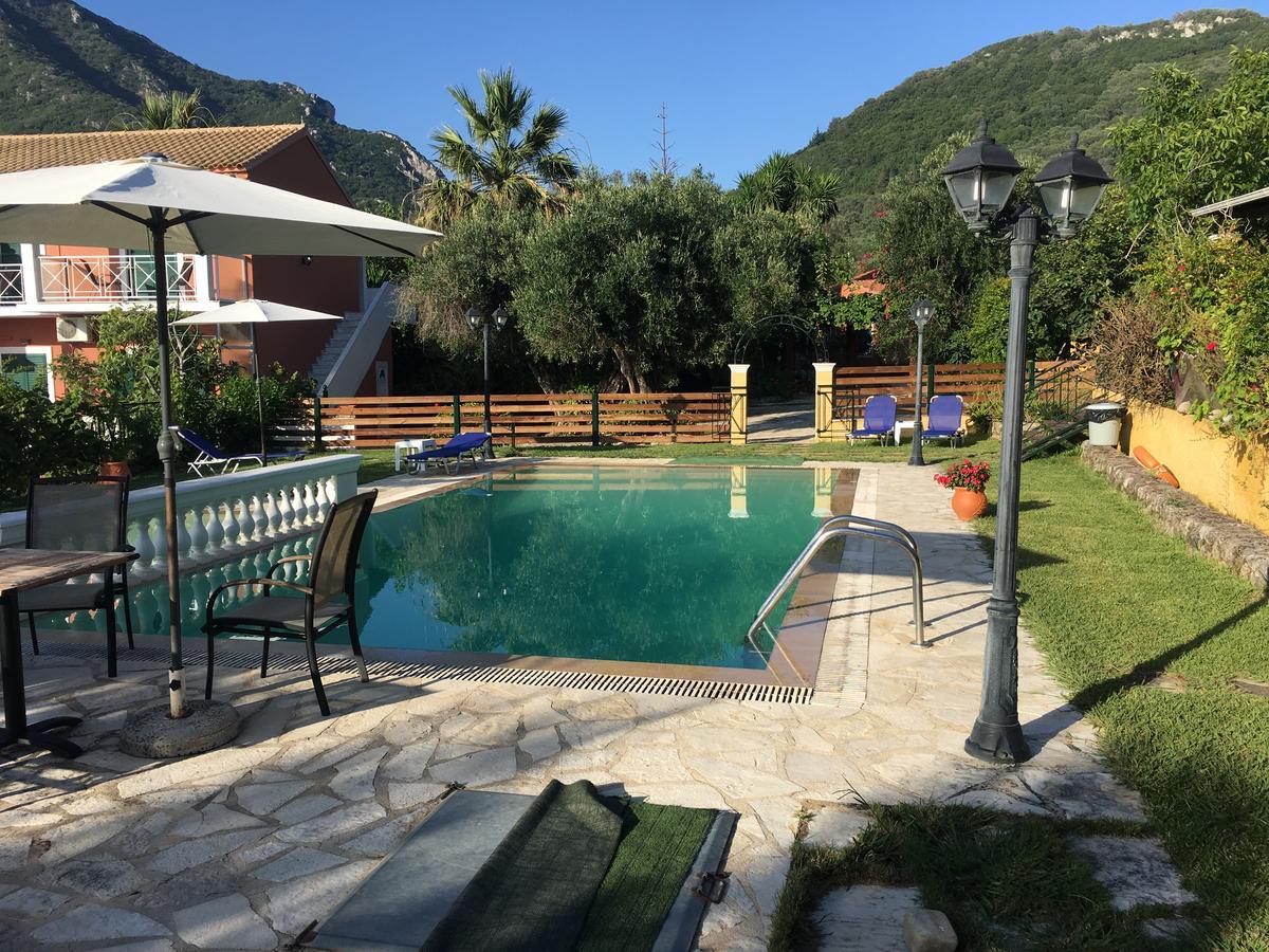 Pension Skala Agios Matthaios  Exterior photo